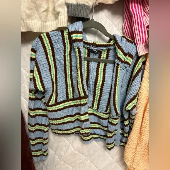 SHEIN Sweater/Buttoned Shirt 8-piece LOT - Picture 4 of 5